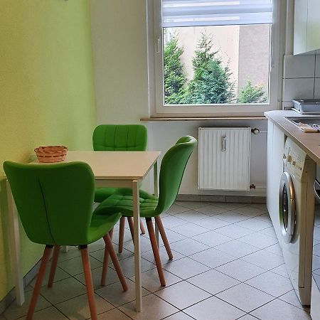 Grosse Ferienwohnung An Der Rheinpromenade Three Duisburg Eksteriør billede